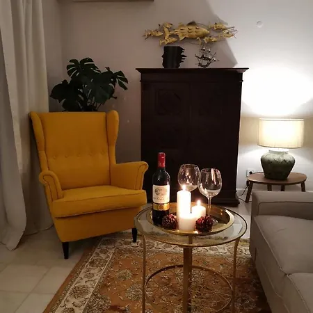 Vogue 23 Boutique Pensión 4*