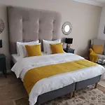 Vogue 23 Boutique