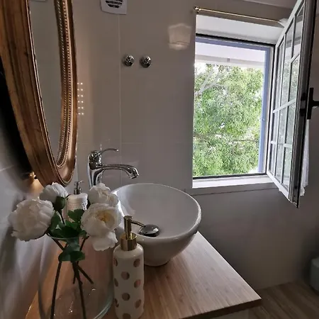 Vogue 23 Boutique In 3*
